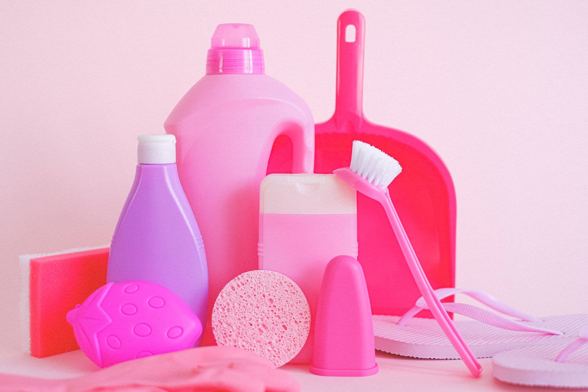 Cover image for 10 Essential Cleaning Tools Every Homeowner Should Own