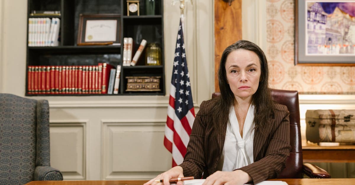 Cover Image for Immigration Lawyer Trends: What Applicants Need Now