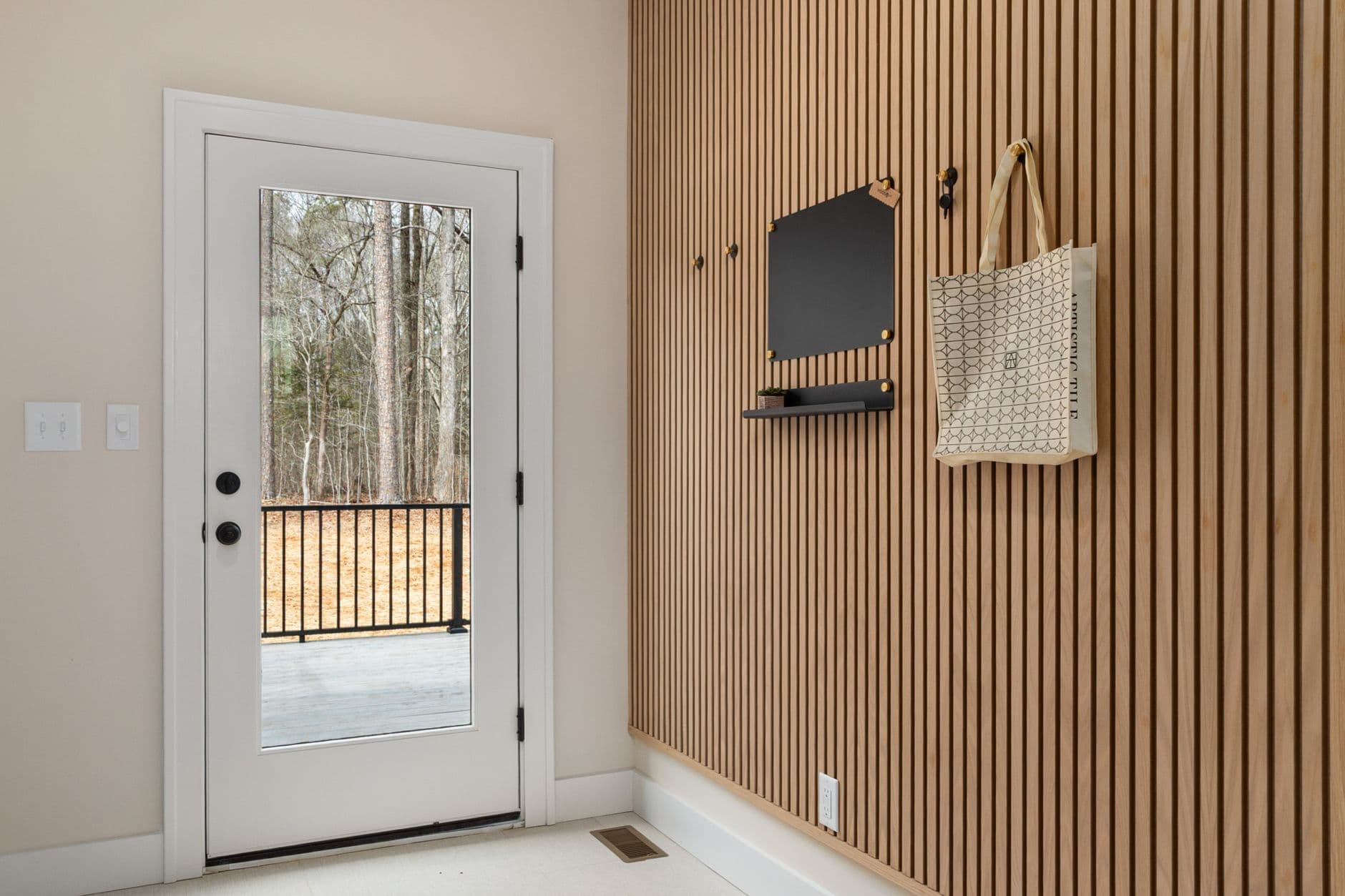 Cover image for My Journey to a Clutter-Free Entryway