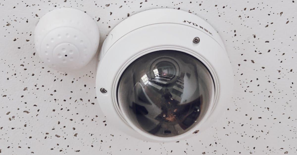 Cover Image for Top 5 Security Camera Innovations You Can't Afford to Ignore