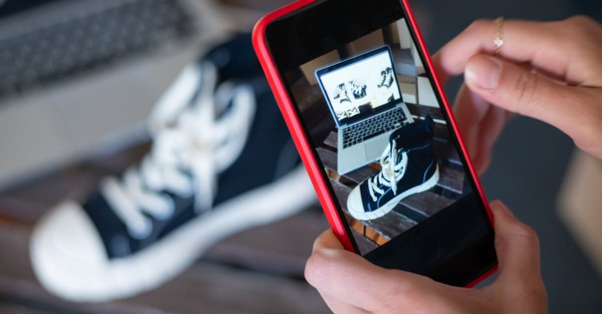 Cover Image for Unlock Your Perfect Fit: Trendy Sneakers Available for All!