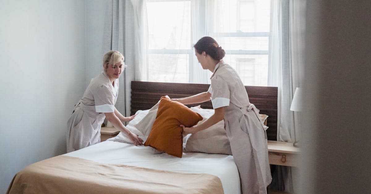 Cover Image for From Germs to Glisten: Exploring the Impact of Hospital Cleaning on Health Outcomes